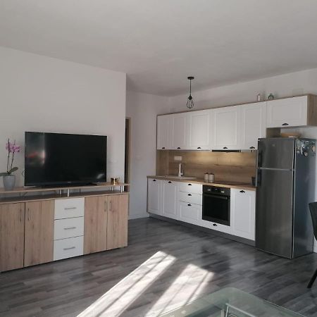 Apartments Nana Biograd Na Moru Exterior foto